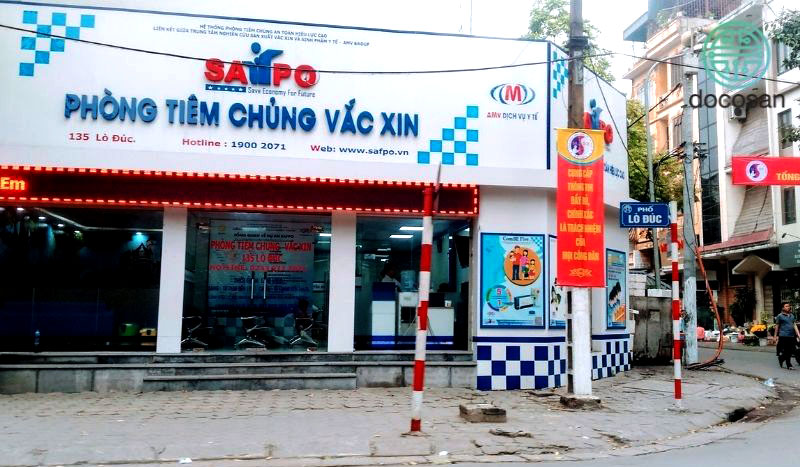 tiêm phòng cho trẻ ở Hà Nội