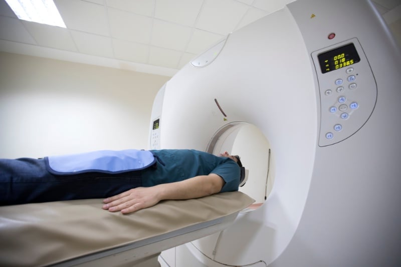 Chụp MRI được chỉ định trong trường hợp các hình thức chụp phim thông thường không đáp ứng được nhu cầu chẩn đoán