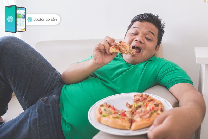Một số đàn ông dễ rơi vào trạng thái tăng cân khi yêu xa do thói quen ăn uống mất kiểm soát
