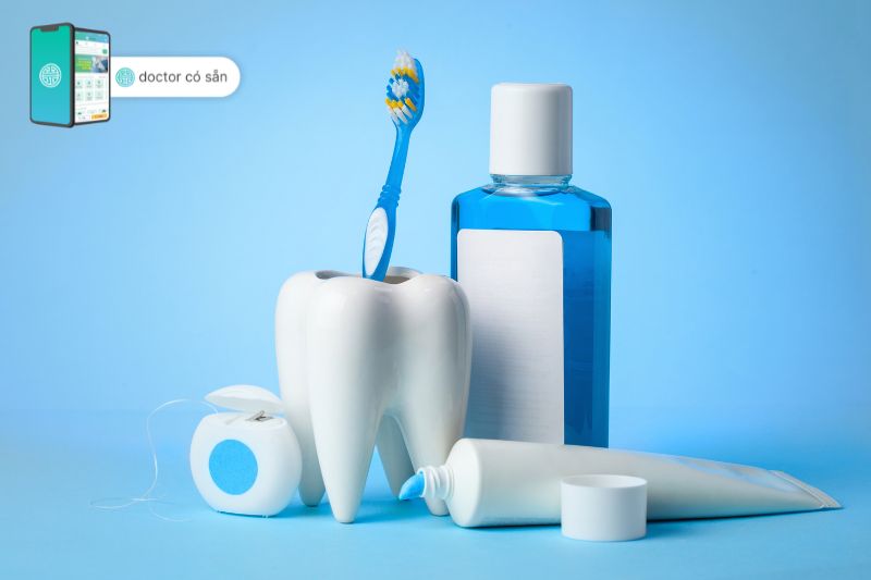 Sau khi trồng răng nên vệ sinh khoang miệng sạch