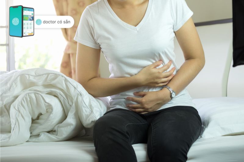 Đau bụng là một triệu chứng không điển hình thường gặp ở ung thư ruột non