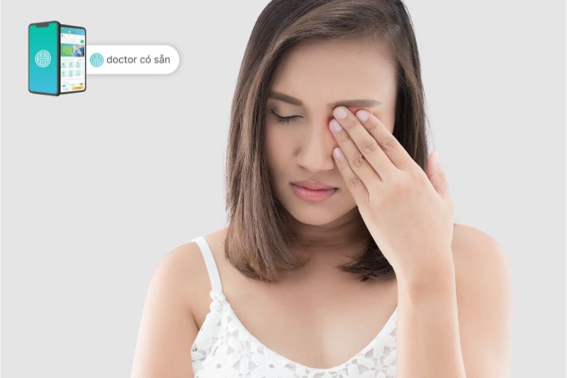 Bệnh đau mắt đỏ có thể lây nhiễm khi tay tiếp xúc với dịch tiết người bệnh