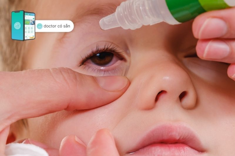 Điều trị đau mắt đỏ ở trẻ em phụ thuộc vào nguyên nhân gây bệnh