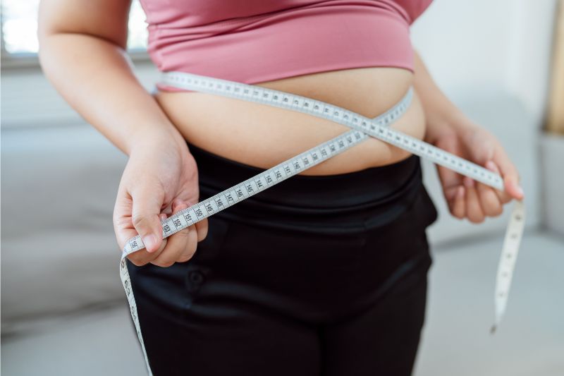 Giảm cân là biện pháp ngăn ngừa thoái hóa khớp háng ở người thừa cân, béo phì