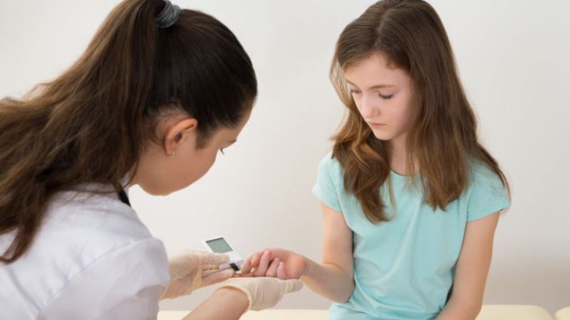 Trẻ cần được hướng dẫn sử dụng Insulin kỹ càng trong điều trị đái tháo đường type 1