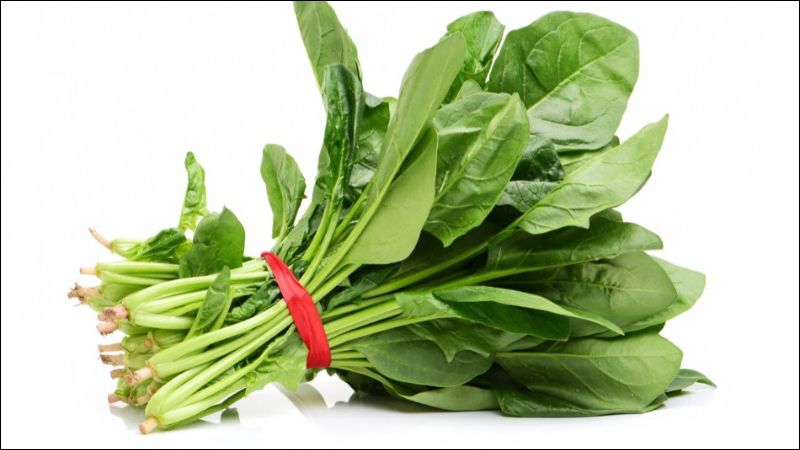 Cải bó xôi là nguồn cung cấp magie dồi dào