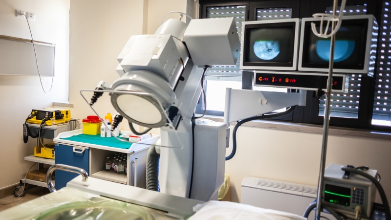 Tán sỏi ngoài cơ thể (ESWL) là phương pháp có nhiều ưu điểm do là giải pháp không xâm lấn