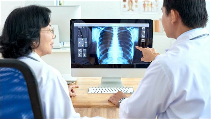 Chụp X quang là một phương pháp kiểm tra tương đối rẻ và dễ thực hiện