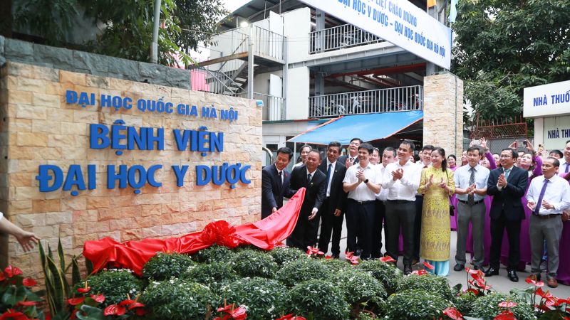 Bệnh viện Đại học Y Dược TP.HCM là một trong những bệnh viện hàng đầu tại khu vực phía Nam, nổi tiếng với đội ngũ bác sĩ giỏi và trang thiết bị hiện đại