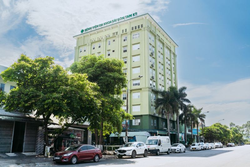 Bệnh viện Đa khoa Sài Gòn Tam Kỳ là địa chỉ thực hiện điều trị sỏi bàng quang qua nội soi uy tín và an toàn