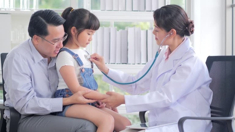 Sau 2 tuổi, trẻ bước vào giai đoạn phát triển kỹ năng và hành vi