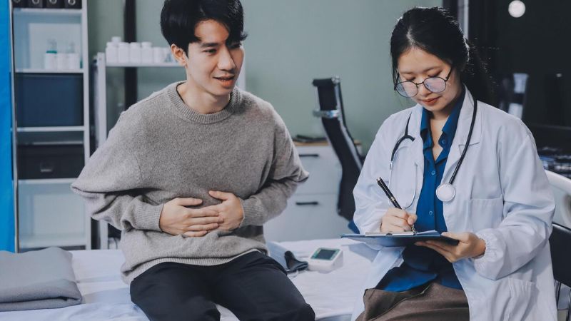 Ở những người ngoài 40 tuổi nên tầm soát ung thư dạ dày định kỳ