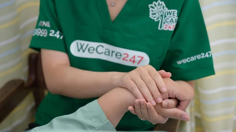 WeCare247 linh hoạt cung cấp dịch vụ tại bệnh viện hoặc tại nhà riêng của người bệnh, tùy theo nhu cầu