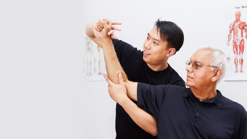 Package of chiropractic sessions may cost around 1,349,000 VND