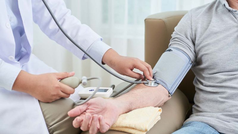 Nhiều dịch vụ bác sĩ gia đình tại TPHCM uy tín như WeCare 247 cung cấp hỗ trợ bác sĩ gia đình 24/7