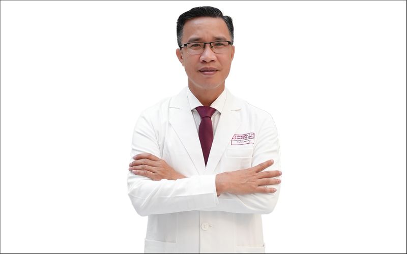 Dr. Vu Dinh Tuan, with over 20 years of experience in reproductive medicine, is a renowned infertility specialist