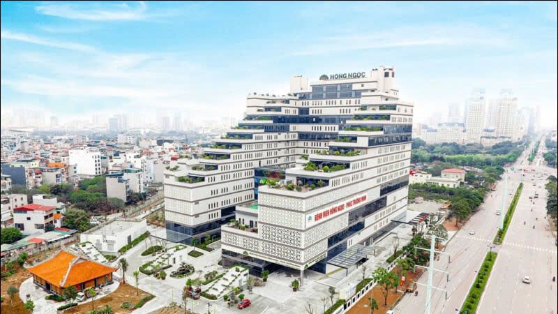 Hong Ngoc IVF Center boasts a team of highly skilled doctors from both domestic and international backgrounds
