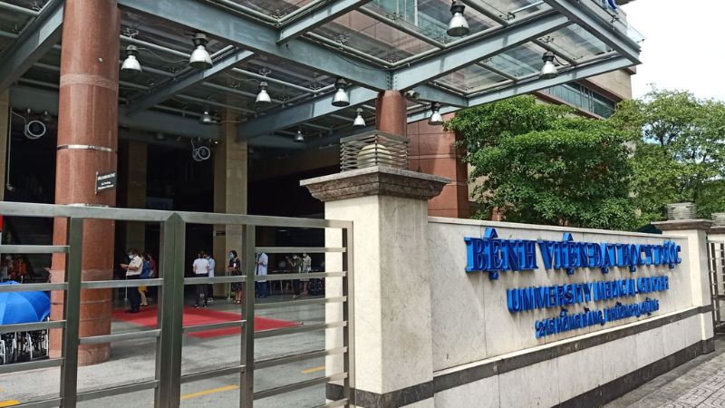 Khoa Mắt tại Bệnh viện Đại học Y Dược TP.HCM nổi bật với khả năng khám và điều trị các bệnh lý về mắt một cách toàn diện