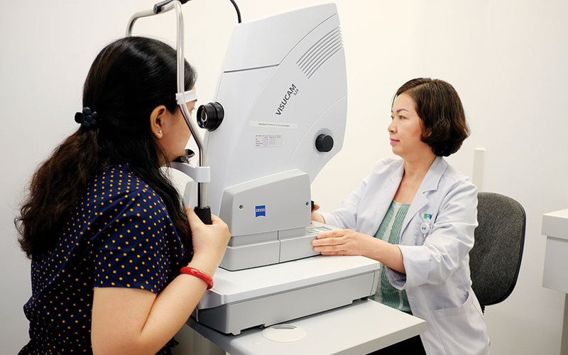 Quá trình giúp chẩn đoán chính xác các tật khúc xạ như cận thị, viễn thị, loạn thị và các bệnh lý phức tạp hơn ở võng mạc