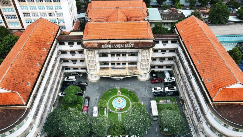 Bệnh viện Mắt TP.HCM là một trong những bệnh viện chuyên khoa mắt hàng đầu tại Việt Nam, trực thuộc Sở Y tế TP.HCM