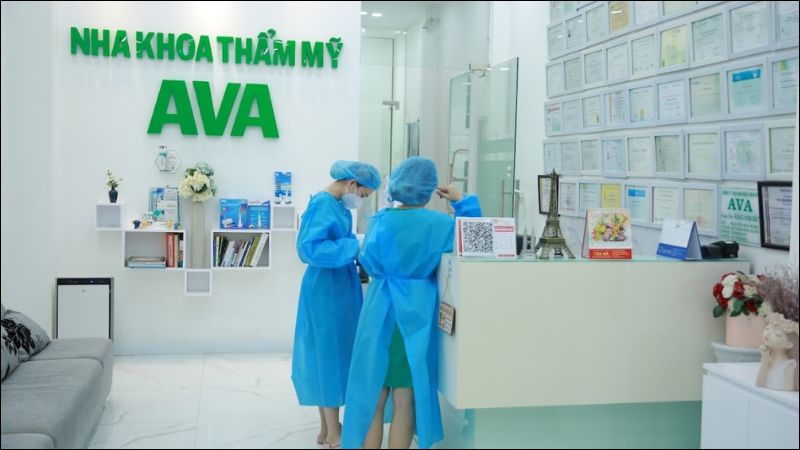 Nha Khoa AVA tại quận 10 được nhiều khách hàng tin chọn nhờ cơ sở hiện đại, phòng Lab riêng và dịch vụ phục hình răng chất lượng, nhanh chóng