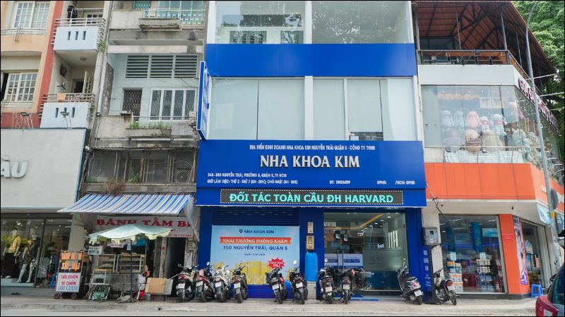 Nha Khoa Kim quận 5 là địa chỉ chăm sóc răng miệng chất lượng cao với công nghệ hiện đại và dịch vụ đa dạng
