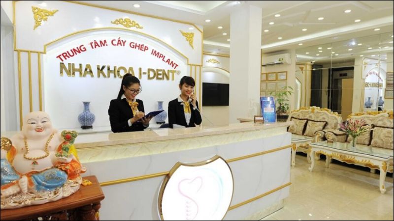 Nha khoa I-Dent quận 5 nổi bật với thế mạnh về implant, thẩm mỹ răng và công nghệ hiện đại