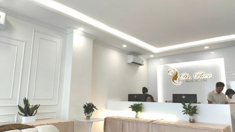 Phòng khám Dr Phuc quận 10 nổi bật với cơ sở hiện đại, bác sĩ uy tín, tiếng tăm