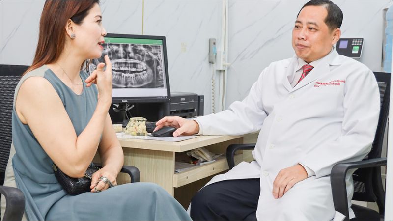 BS.CKII Trần Quốc Khởi với hơn 20 năm kinh nghiệm trong lĩnh vực Răng - Hàm - Mặt