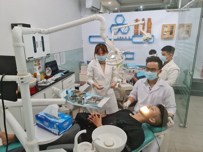 Nha khoa iSmile được thành lập từ năm 2015, được nhiều khách hàng tìm kiếm và giới thiệu khi cần nha khoa uy tín