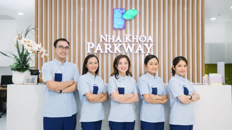 Parkway mong muốn mang đến một tiêu chuẩn mới về nha khoa, giúp khách hàng làm chủ sức khỏe răng miệng của mình và duy trì nụ cười khỏe đẹp suốt đời