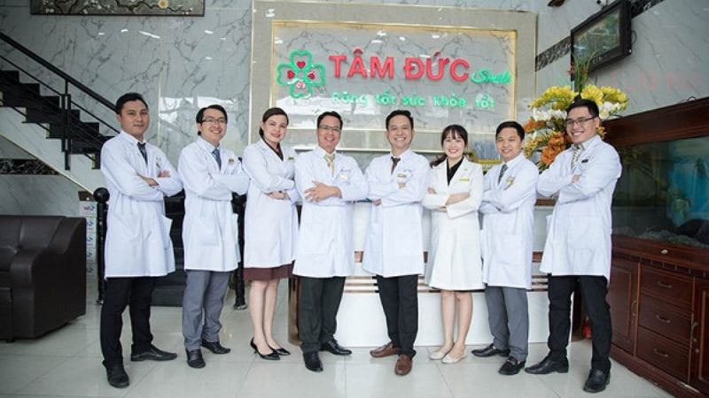 Nha khoa Tâm Đức Smile là một hệ thống nha khoa uy tín với hơn 17 năm kinh nghiệm và hơn 40 chi nhánh trên toàn quốc