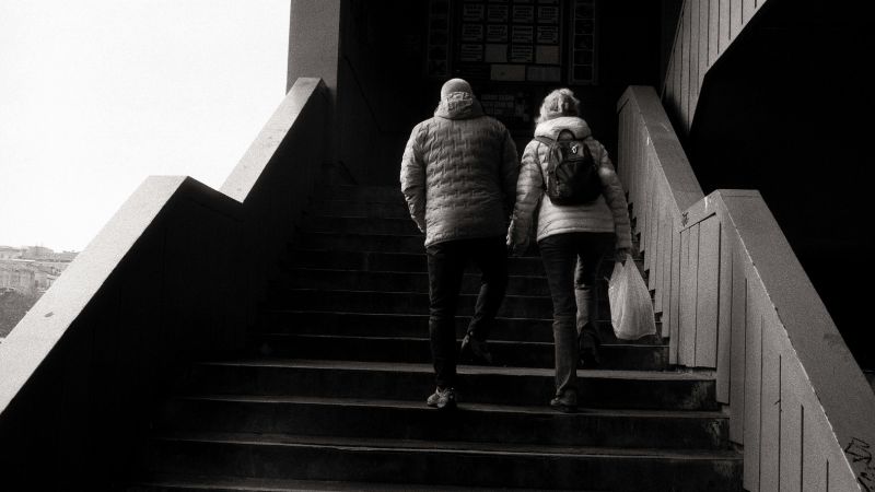 Leo cầu thang giúp đốt cháy calo hiệu quả hơn so với đi bộ thông thường