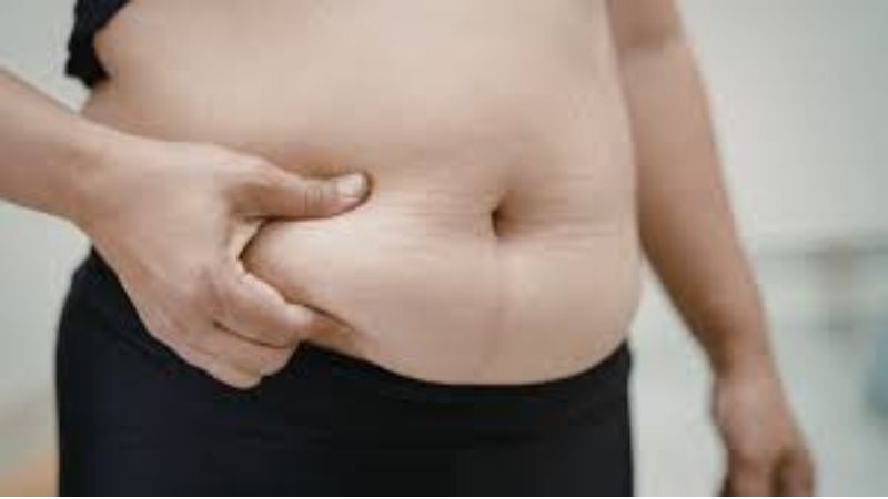 Cơ thể ưu tiên tích trữ mỡ vùng bụng như một cơ chế dự trữ năng lượng sinh tồn tự nhiên
