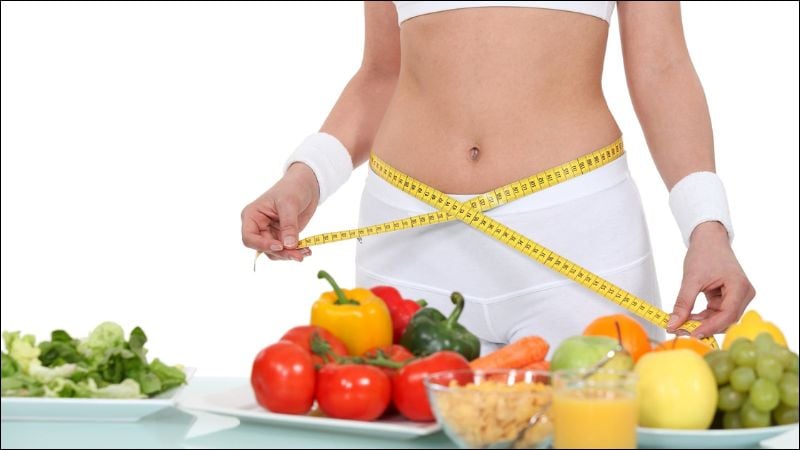 Ưu tiên bữa ăn đầy đủ chất dinh dưỡng, không ăn kiêng cực đoan