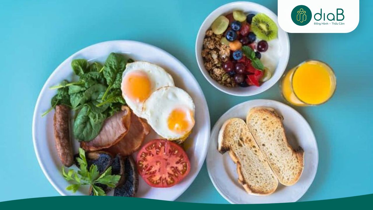 Ăn đủ protein để duy trì khối lượng cơ bắp (Nguồn: Internet)