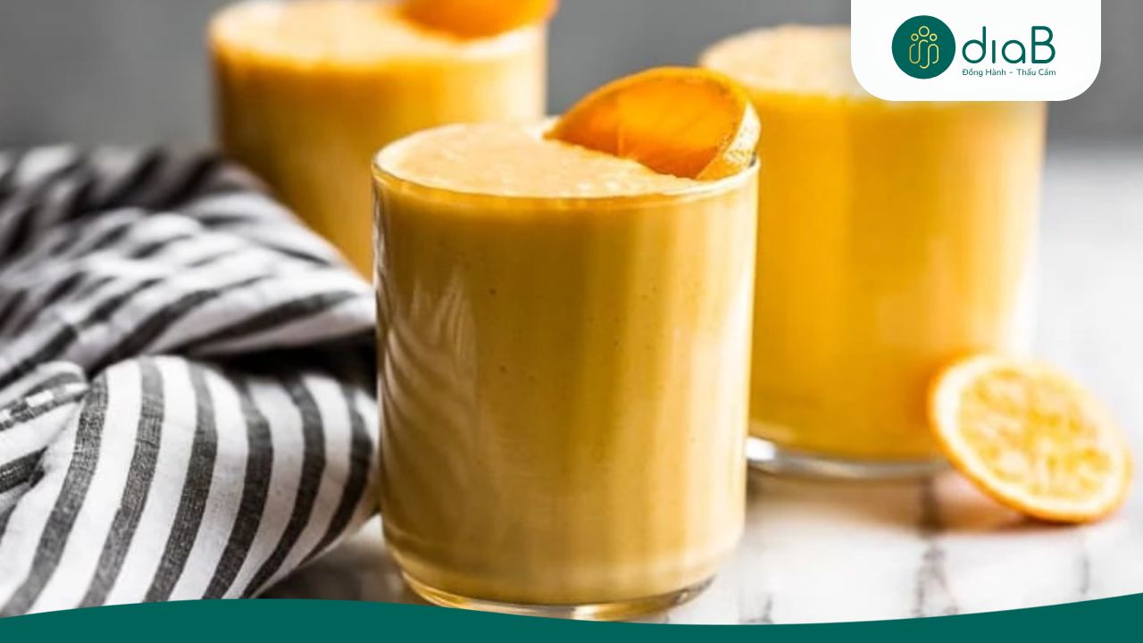 Smoothie cam sữa dừa cung cấp lượng vitamin C dồi dào (Nguồn: Internet)