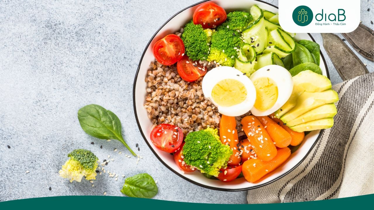 Đạm cho bạn cảm giác no lâu hơn và cung cấp năng lượng cho cơ bắp hoạt động