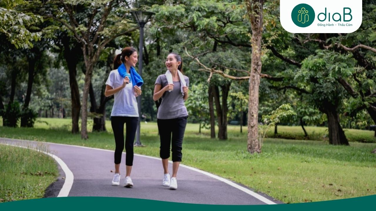 Đi bộ giúp giảm căng thẳng, cải thiện tinh thần