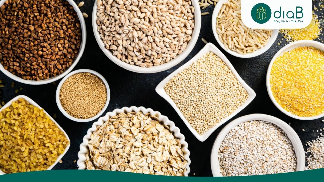 Khi pha bột ngũ cốc để giảm cân, chỉ nên pha với nước ấm