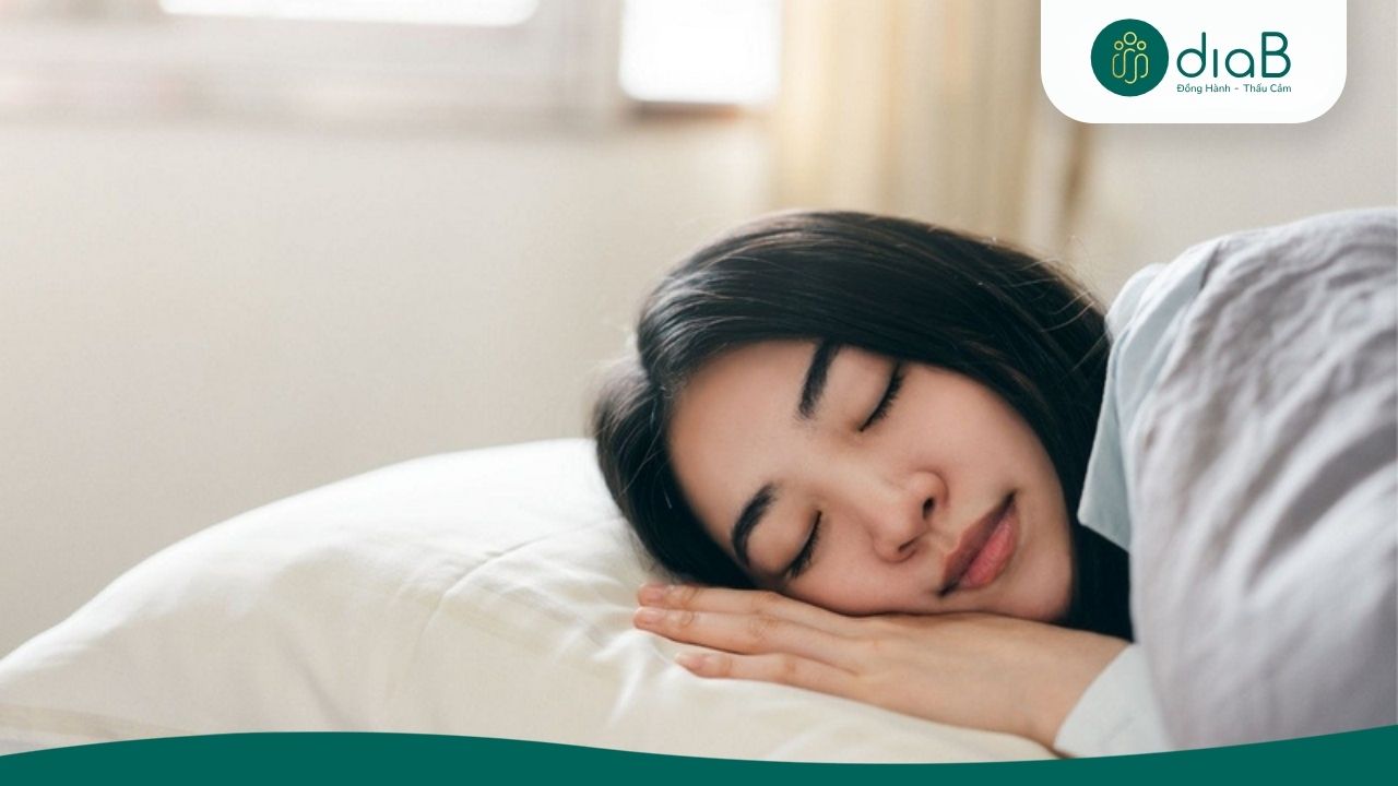 Bạn cần duy trì khung giờ đi ngủ - thức dậy một cách ổn định (Nguồn: Internet)