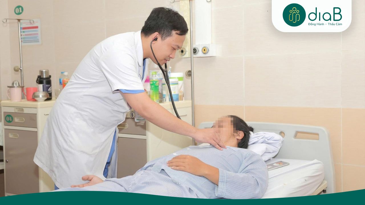Khám xét nghiệm và chuẩn bị thể trạng trước phẫu thuật