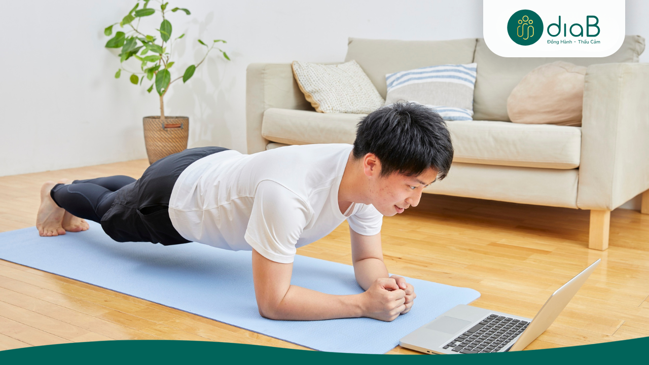 Vận động 30 phút mỗi ngày và tập tăng cơ giúp bạn giữ vóc dáng, đốt calo hiệu quả hơn
